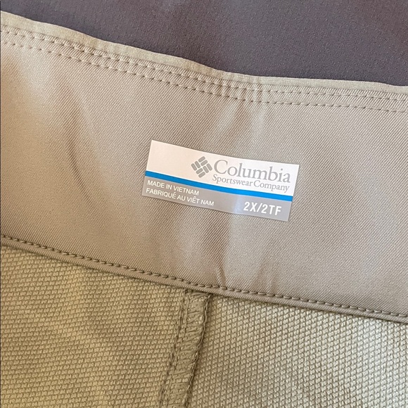 2 pr Columbia Women's Athletic Shorts Sz 2x Omni shade PFG - Picture 2 of 9